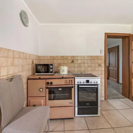 Beautiful Holiday Home In Bare Reuland With Beautiful Views Semesterbostad