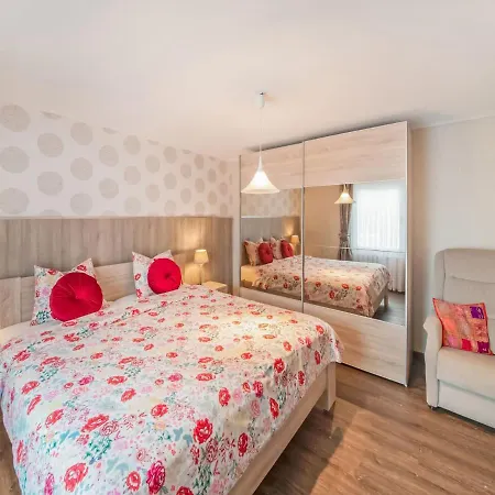 Beautiful Holiday Home In Bare Reuland With Beautiful Views Burg Reuland