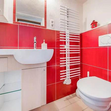 Beautiful Holiday Home In Bare Reuland With Beautiful Views Semesterbostad Burg Reuland